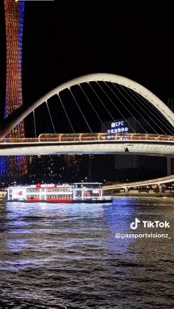 国内多个城市在TikTok爆火,网友神吐槽